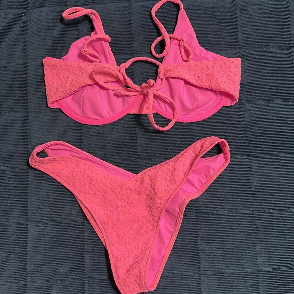 Pink Textured Bikini Set - Picture 2 of 8